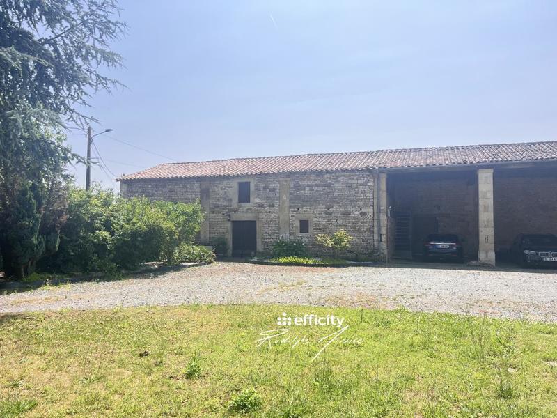 Maison - 245 m² - 11 pièces