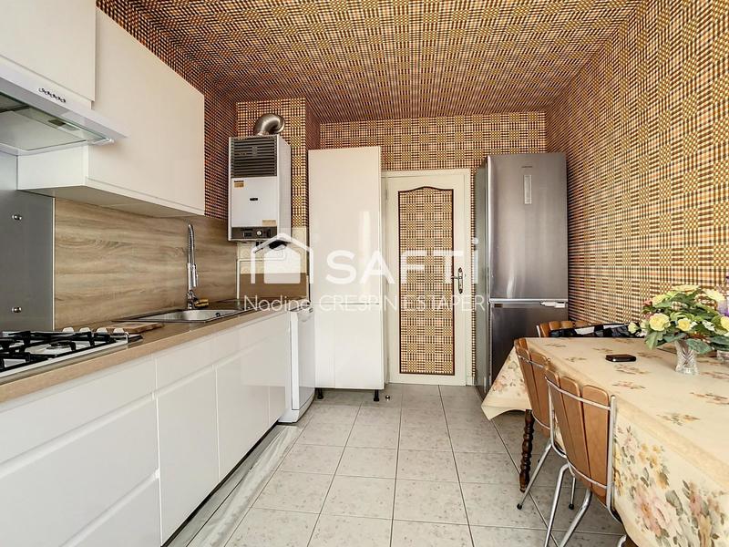 Appartement - 93 m² - 4 pièces