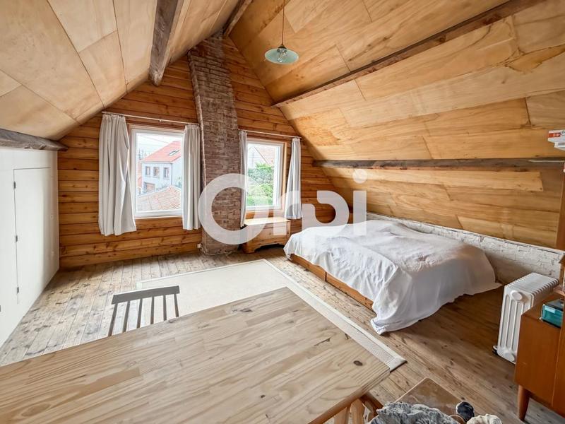 Maison - 110 m² - 4 pièces