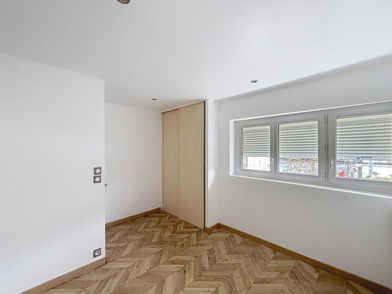 Appartement - 82 m² - 3 pièces