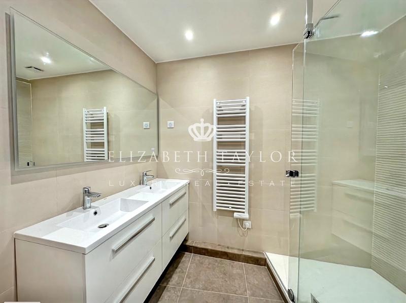 Appartement - 114 m² - 5 pièces