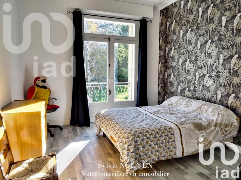 Maison - 486 m² - 12 pièces