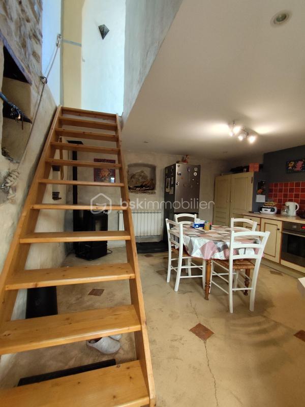 Maison de village - 80 m² - 5 pièces