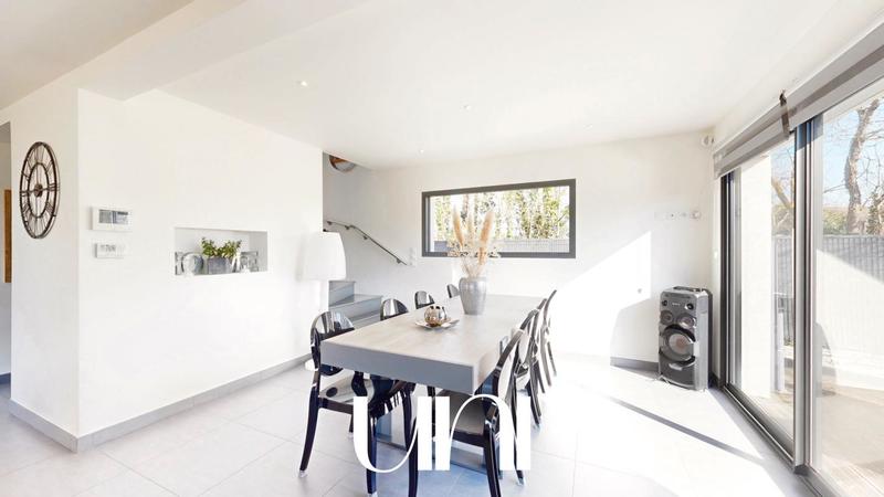 Maison - 155 m² - 7 pièces