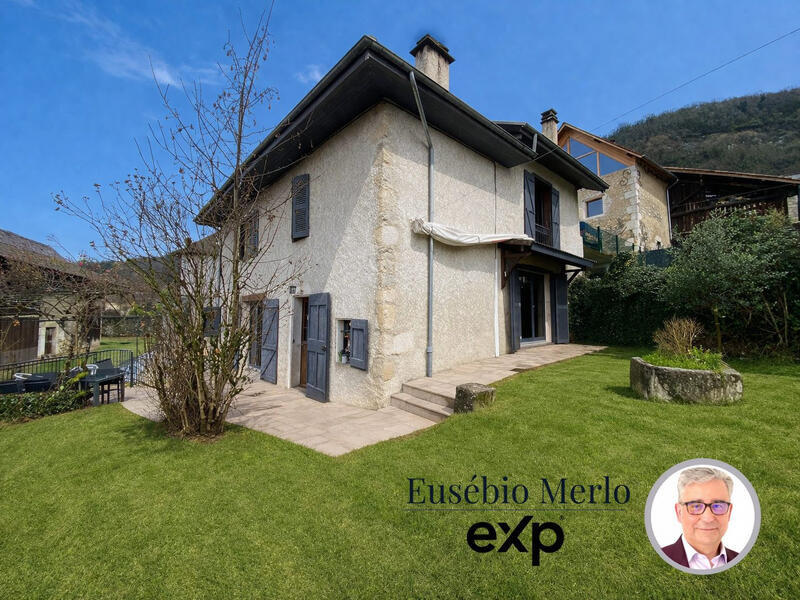 Maison traditionnelle - 150 m² - 6 pièces