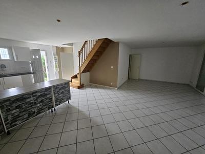 Maison - 115 m² - 7 pièces