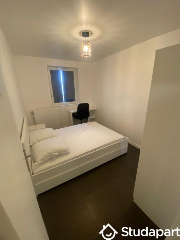 Chambre - 10 m² - 1 pièce