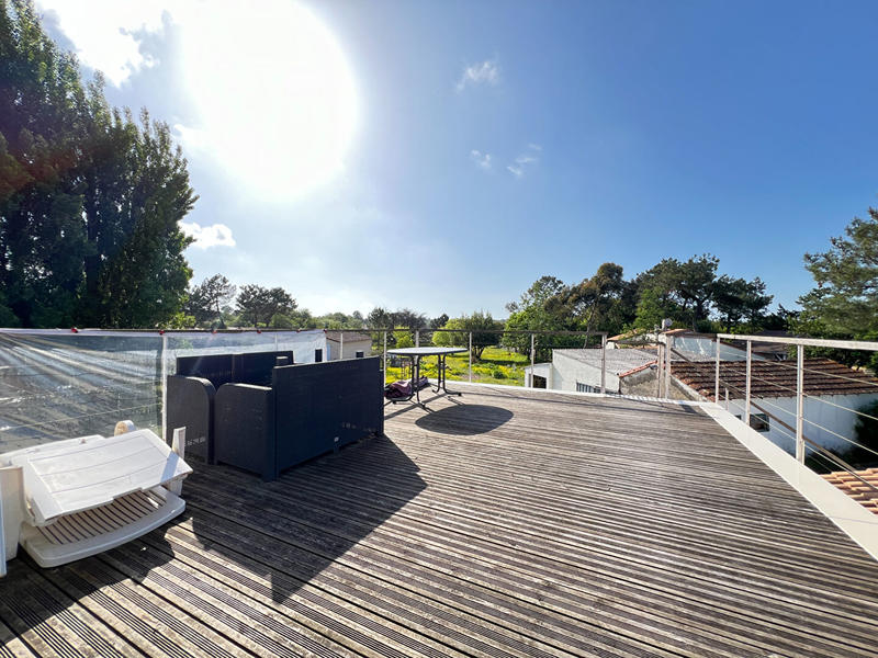 Maison - 192 m² - 8 pièces