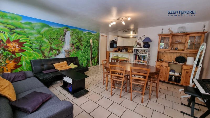 Maison - 180 m² - 7 pièces