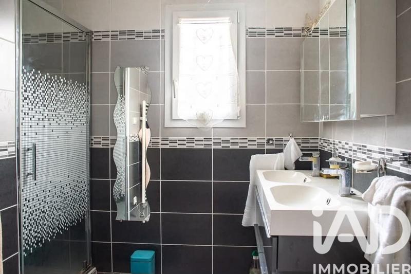 Maison - 127 m² - 5 pièces