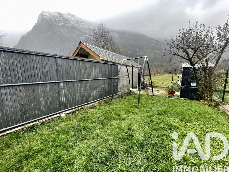 Maison - 64 m² - 4 pièces