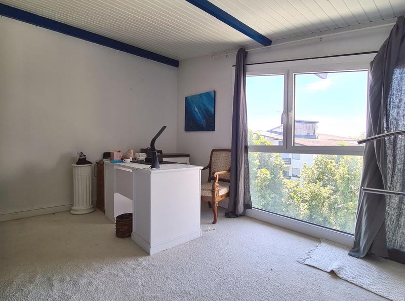 Appartement - 83 m² - 3 pièces