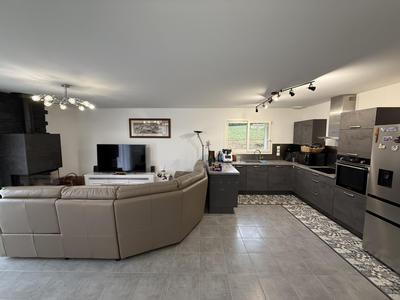 Maison - 112 m² - 5 pièces