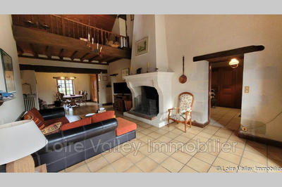 Maison - 255 m² - 7 pièces