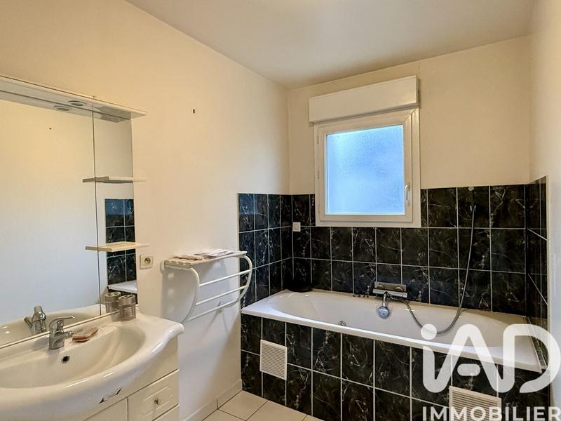 Maison - 127 m² - 6 pièces