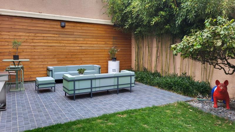 Maison - 361 m² - 14 pièces