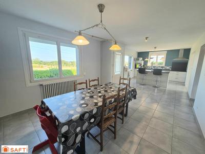 Maison - 114 m² - 5 pièces