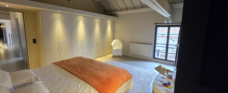 Loft - 350 m² - 10 pièces