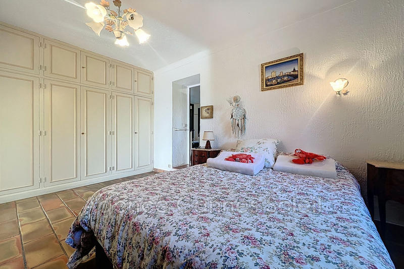 Maison - 290 m² - 10 pièces