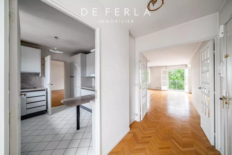 Appartement - 213 m² - 6 pièces