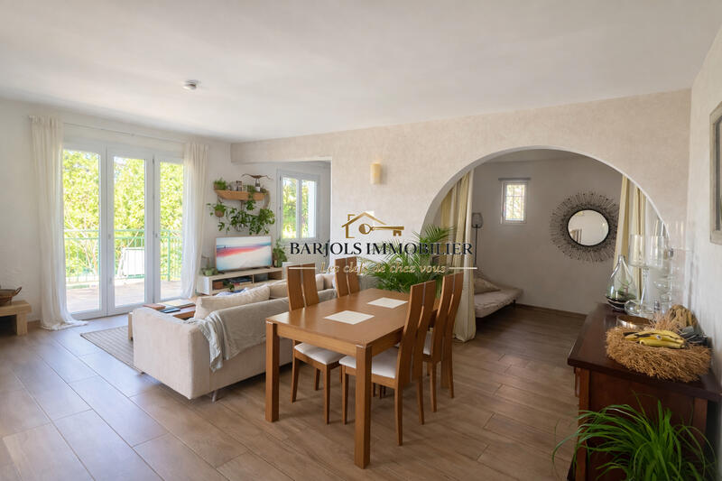 Villa - 176 m² - 4 pièces