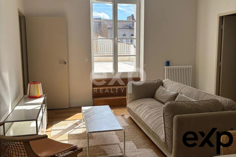 Appartement - 104 m² - 4 pièces