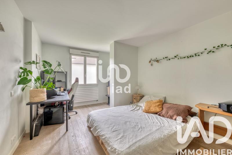 Maison - 275 m² - 8 pièces