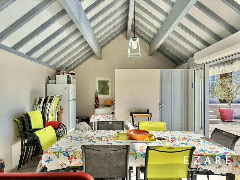 Maison - 180 m² - 6 pièces