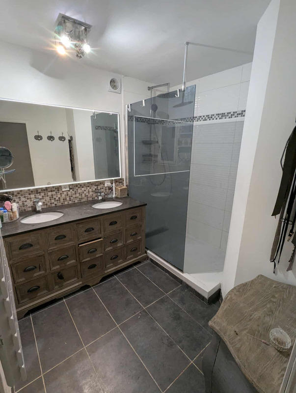 Maison - 200 m² - 10 pièces