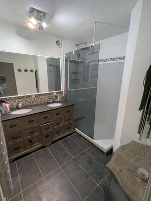 Maison - 200 m² - 10 pièces