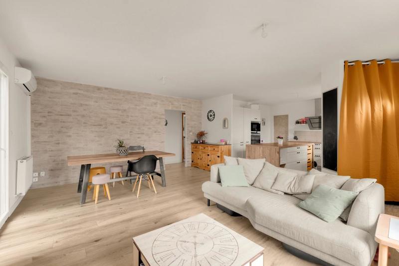 Maison - 105 m² - 4 pièces