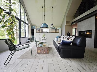 Maison - 340 m² - 17 pièces