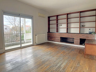 Maison - 283 m² - 10 pièces