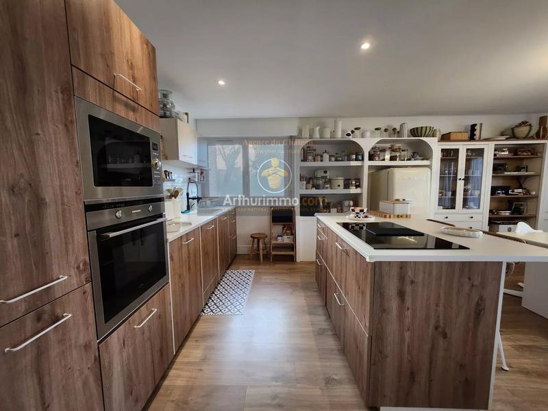 Appartement - 126 m² - 5 pièces