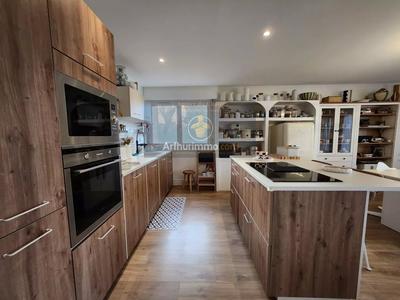 Appartement - 126 m² - 5 pièces