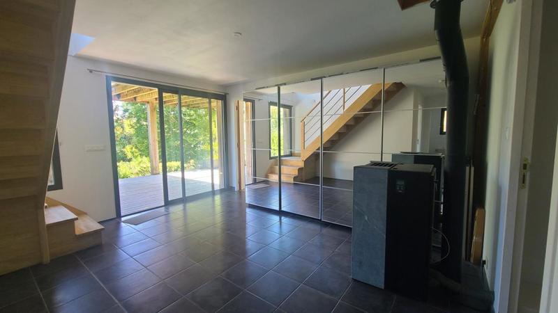 Maison - 160 m² - 5 pièces