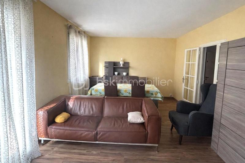 Maison traditionnelle - 110 m² - 6 pièces