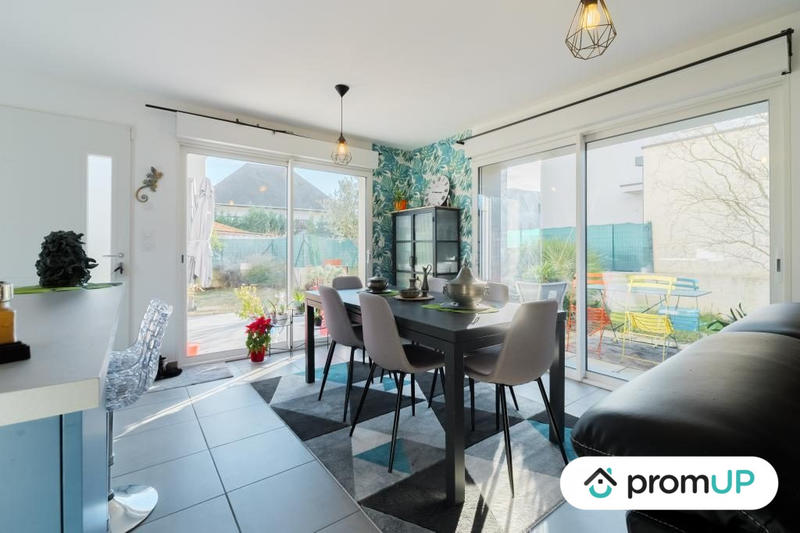 Maison - 93 m² - 4 pièces