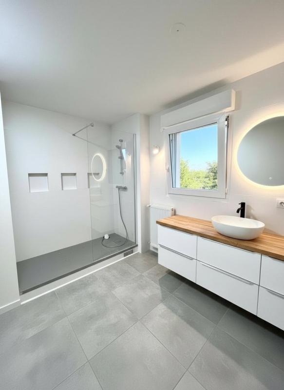 Duplex - 181 m² - 7 pièces