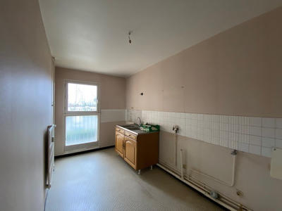 Appartement - 80 m² - 4 pièces