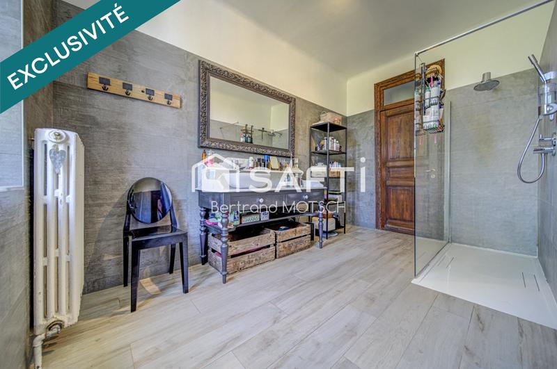 Maison de maîtres - 280 m² - 12 pièces