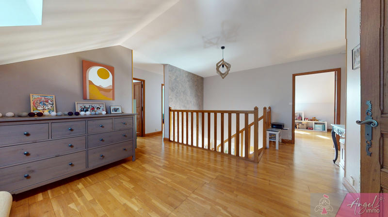 Maison - 156 m² - 7 pièces