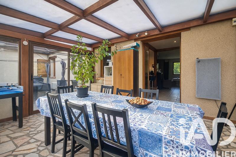 Maison - 137 m² - 7 pièces