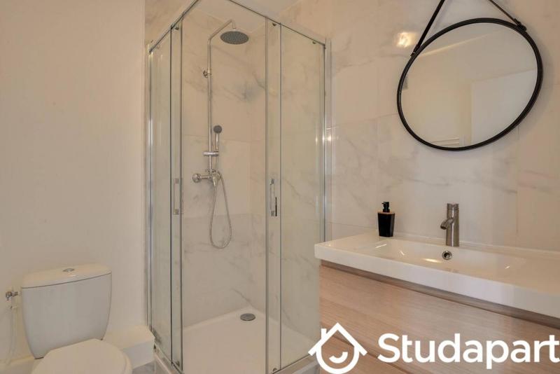 Chambre - 16 m² - 1 pièce