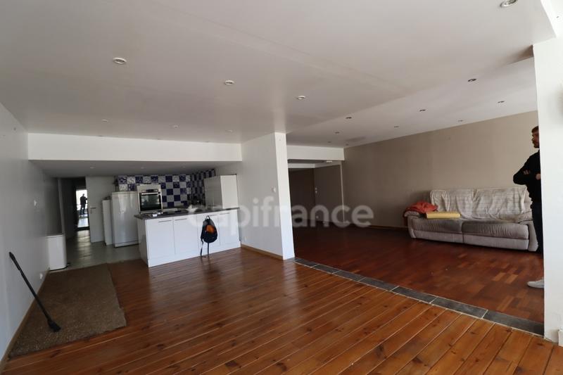 Fonds de commerce - 120 m²