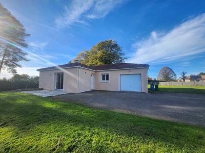 Maison - 90 m² - 5 pièces