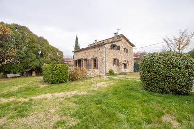 Villa - 138 m² - 8 pièces