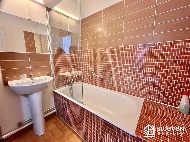 Appartement - 85 m² - 4 pièces