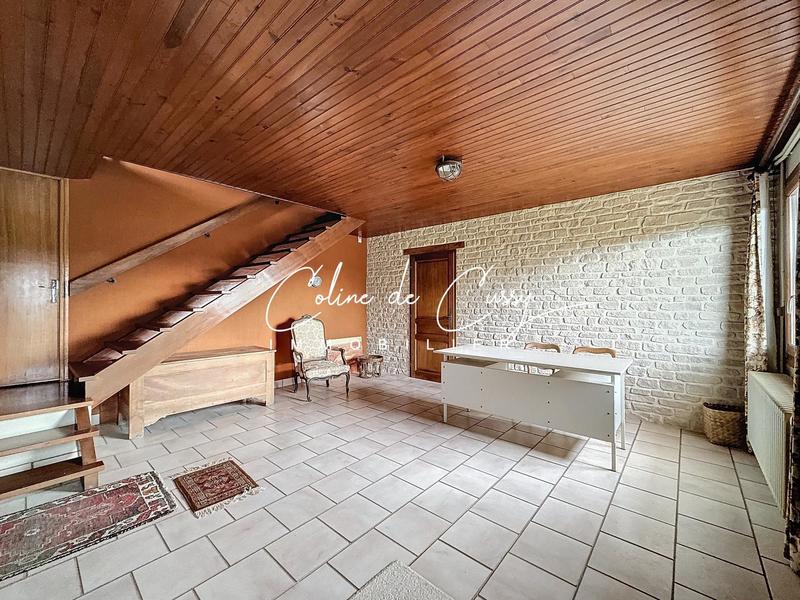 Maison - 234 m² - 7 pièces