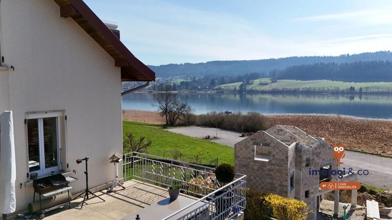 Appartement - 155 m² - 6 pièces